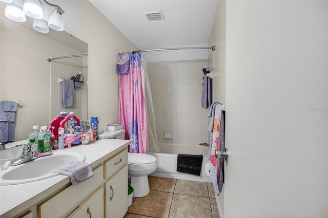 1140 DOSSEYWOOD LANE, Lakeland, FL 33811