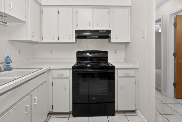 1140 DOSSEYWOOD LANE, Lakeland, FL 33811