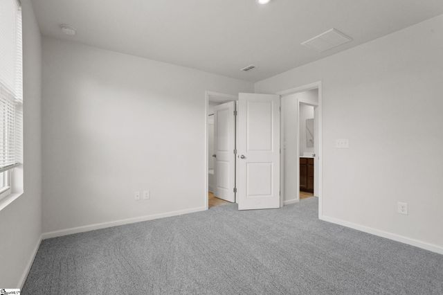 104 Verdant Leaf Way, Greenville, SC 29617