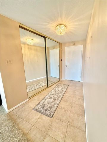 1160 Bower Hill Rd 302c, Mt Lebanon, PA 15243