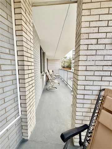 1160 Bower Hill Rd 302c, Mt Lebanon, PA 15243