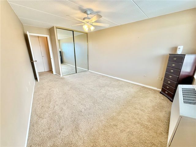 1160 Bower Hill Rd 302c, Mt Lebanon, PA 15243