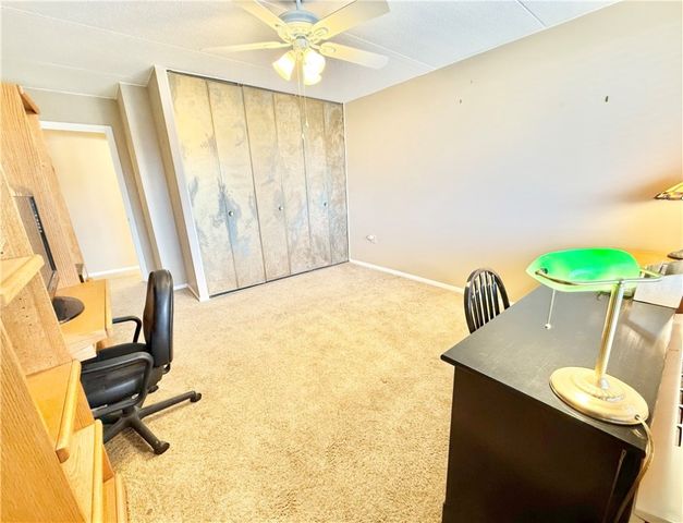 1160 Bower Hill Rd 302c, Mt Lebanon, PA 15243