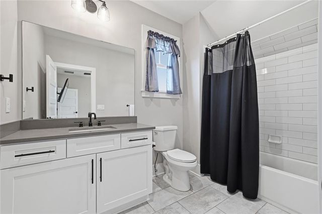 190 Chestnut Street, Ball Ground, GA 30107