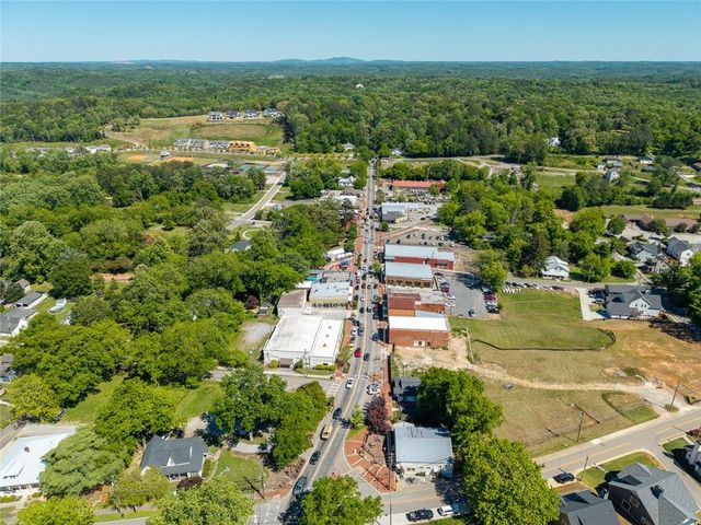 190 Chestnut Street, Ball Ground, GA 30107