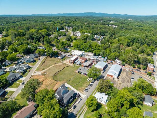 190 Chestnut Street, Ball Ground, GA 30107