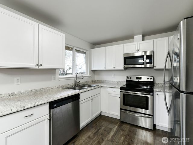 108 Washington Court SE, Yelm, WA 98597