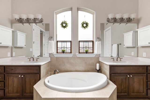 144 Cats Eye CV, Dripping Springs, TX 78620