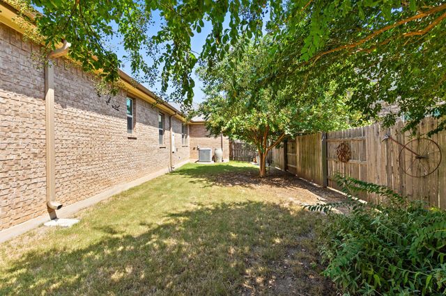 144 Cats Eye CV, Dripping Springs, TX 78620