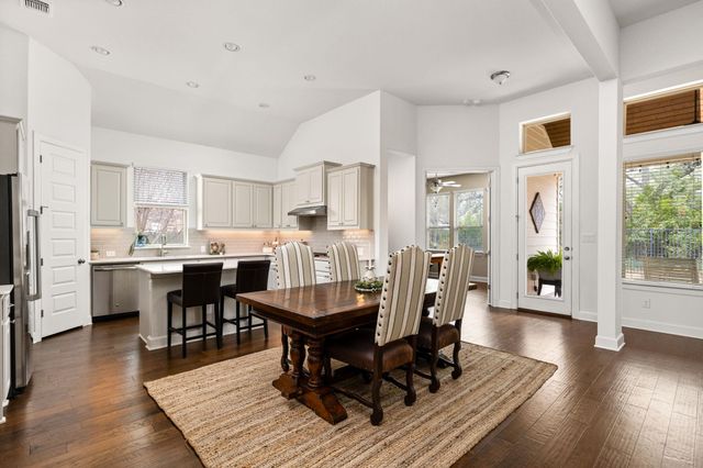 144 Cats Eye CV, Dripping Springs, TX 78620