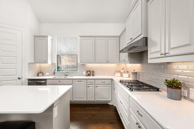 144 Cats Eye CV, Dripping Springs, TX 78620