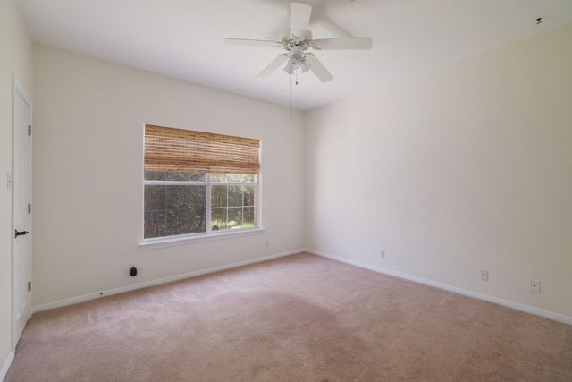 216 WEST OAK LOOP, Cedar Creek, TX 78612