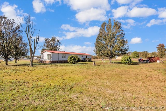 424 Bullard Road, Autryville, NC 28318