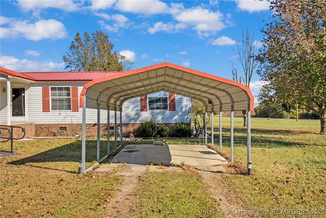 424 Bullard Road, Autryville, NC 28318