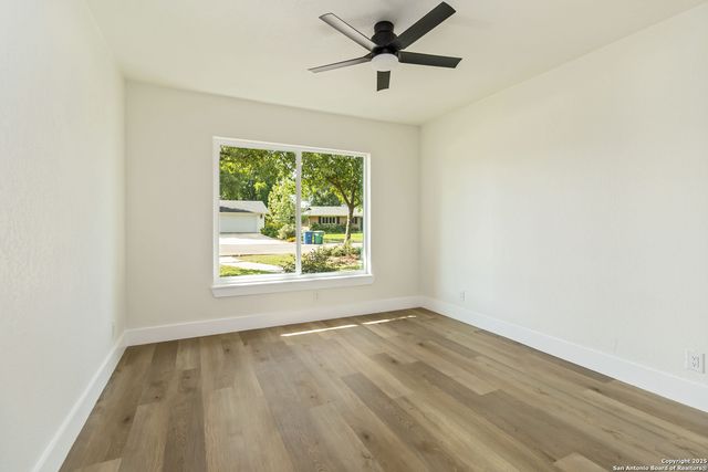 631 Robinhood, San Antonio, TX 78209