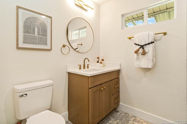 631 Robinhood, San Antonio, TX 78209