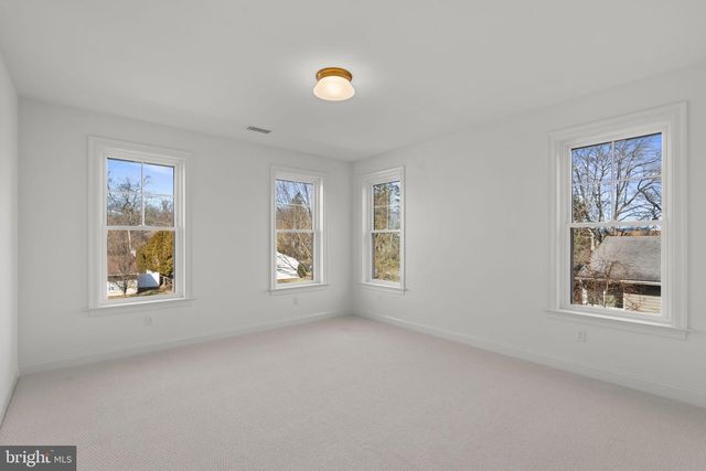 559 SKIPPACK PIKE, Blue Bell, PA 19422