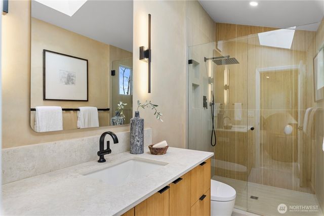 7036 NE 161st Street, Kenmore, WA 98028