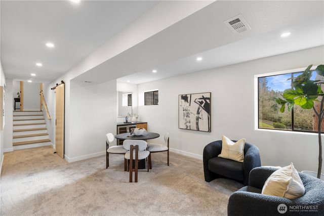 7036 NE 161st Street, Kenmore, WA 98028