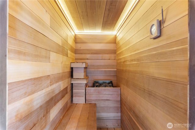 7036 NE 161st Street, Kenmore, WA 98028