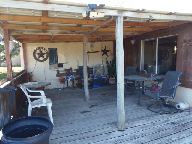 916 Marriott Dr, Portland, TX 78374