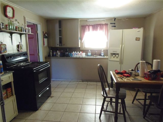 916 Marriott Dr, Portland, TX 78374