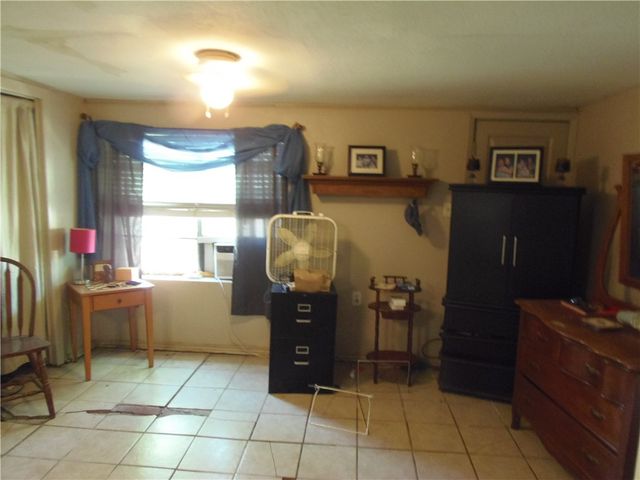 916 Marriott Dr, Portland, TX 78374