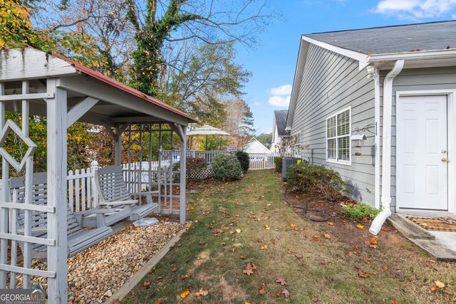 195 Woodgate Drive, Fayetteville, GA 30214