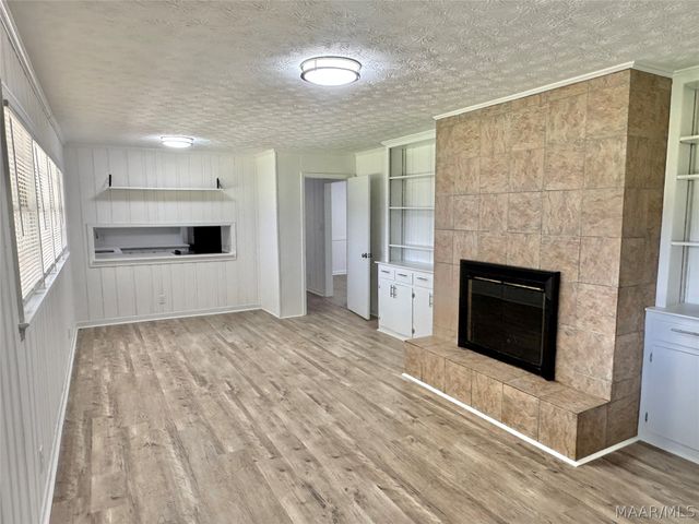 2557 WOODLEY Road, Montgomery, AL 36111