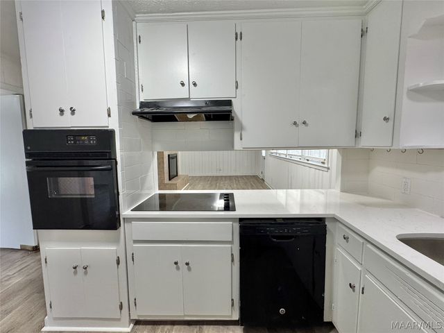2557 WOODLEY Road, Montgomery, AL 36111