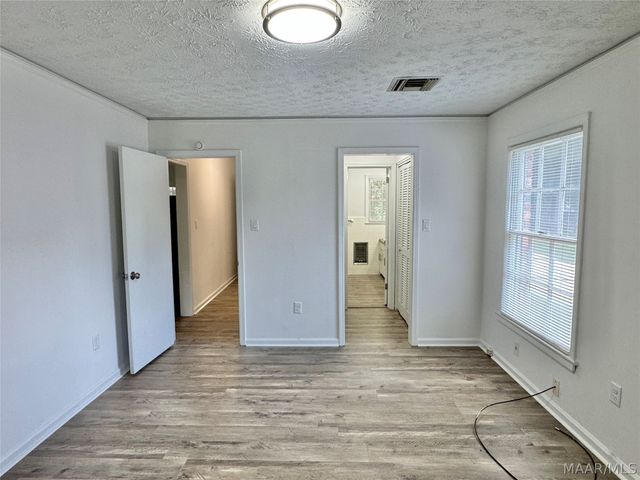 2557 WOODLEY Road, Montgomery, AL 36111