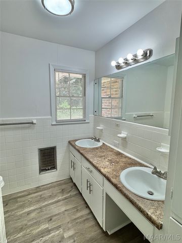 2557 WOODLEY Road, Montgomery, AL 36111