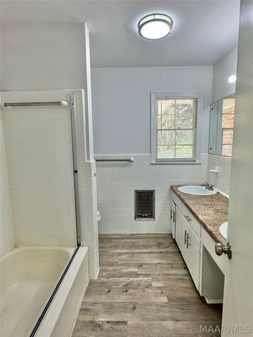 2557 WOODLEY Road, Montgomery, AL 36111