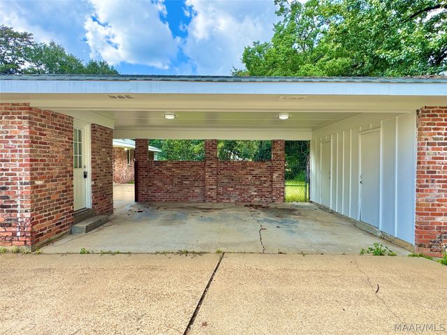2557 WOODLEY Road, Montgomery, AL 36111