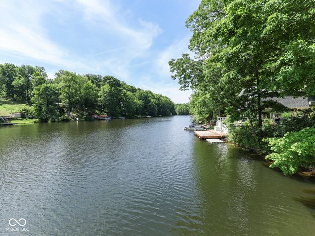 8291 S Kinman Drive, Nineveh, IN 46164