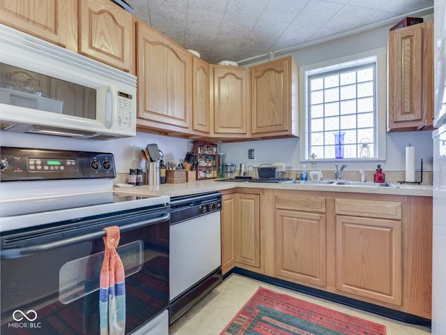 8291 S Kinman Drive, Nineveh, IN 46164
