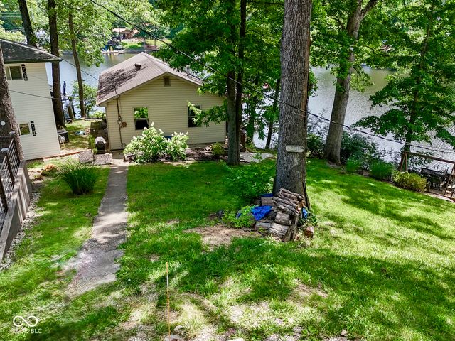 8291 S Kinman Drive, Nineveh, IN 46164
