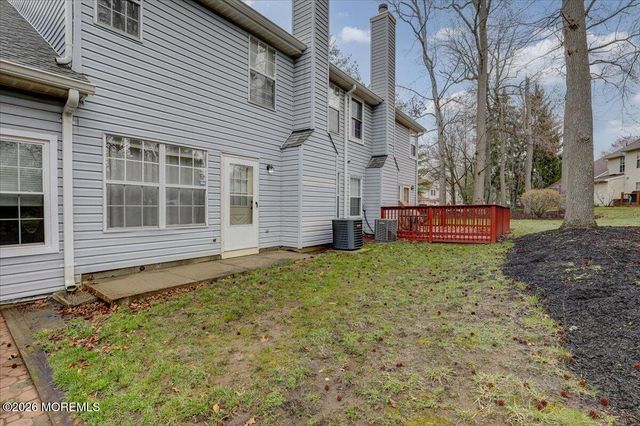 22 Ross Terrace, Manalapan, NJ 07726