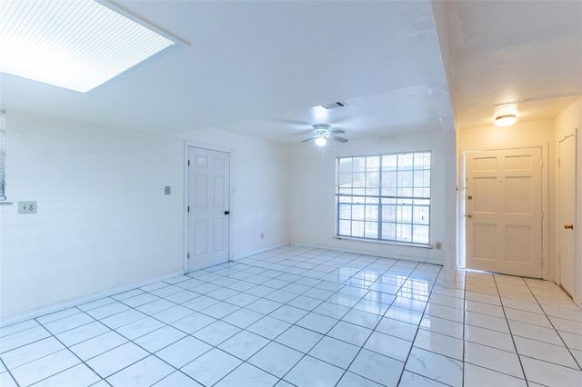 1219 Fallbrook Drive, Houston, TX 77038