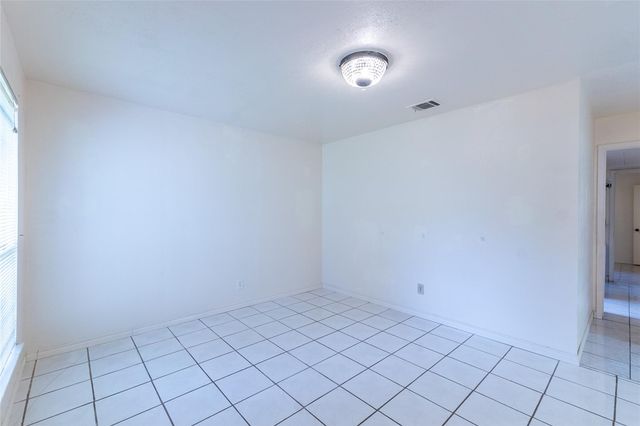 1219 Fallbrook Drive, Houston, TX 77038