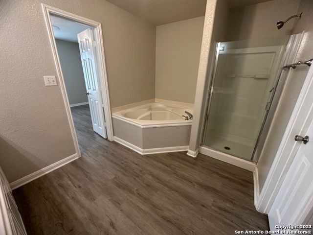 6014 BEAR CYN, San Antonio, TX 78252