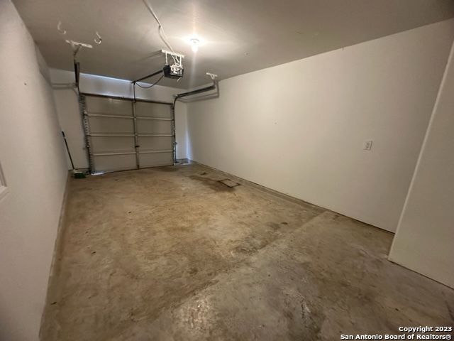 6014 BEAR CYN, San Antonio, TX 78252