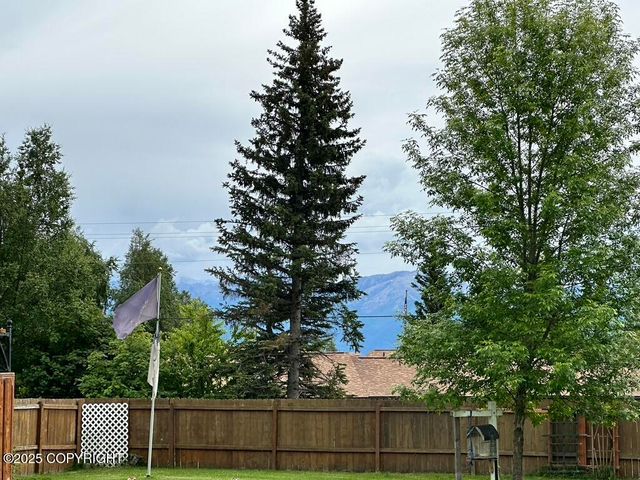 191 E Riley Avenue, Wasilla, AK 99654