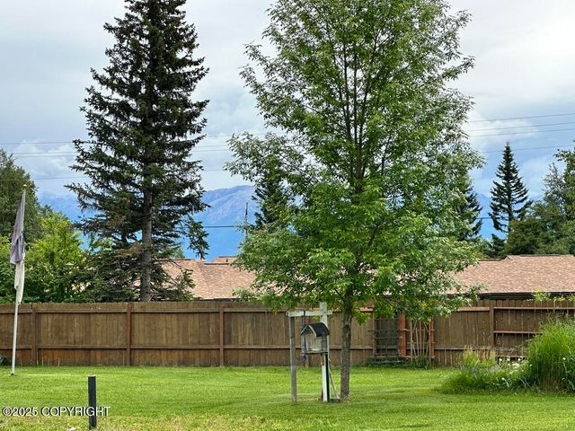 191 E Riley Avenue, Wasilla, AK 99654