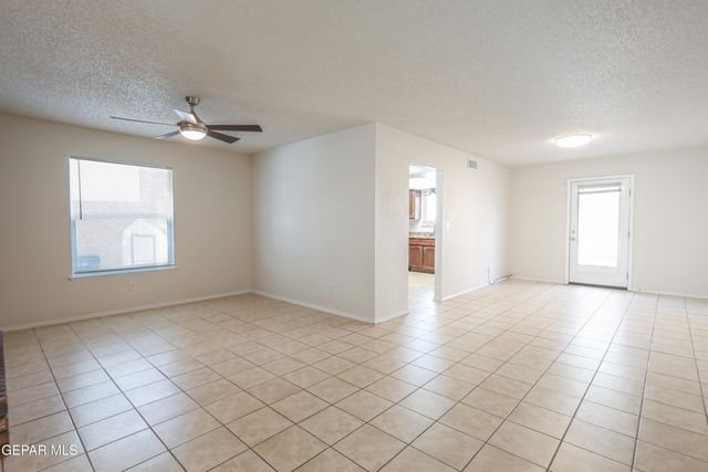 11617 Soberana Lane A, El Paso, TX 79936