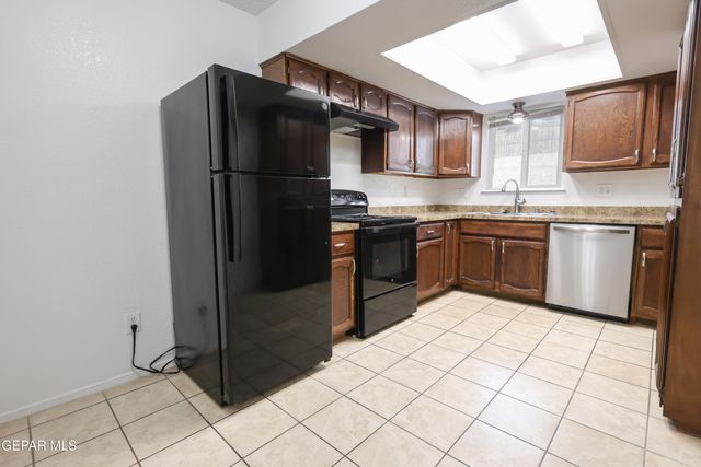 11617 Soberana Lane A, El Paso, TX 79936