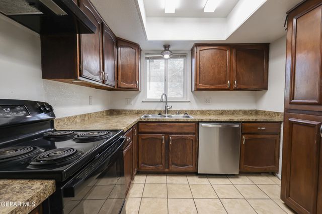 11617 Soberana Lane A, El Paso, TX 79936