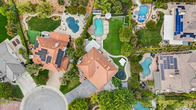 5045 Wagner Way, Oak Park, CA 91377