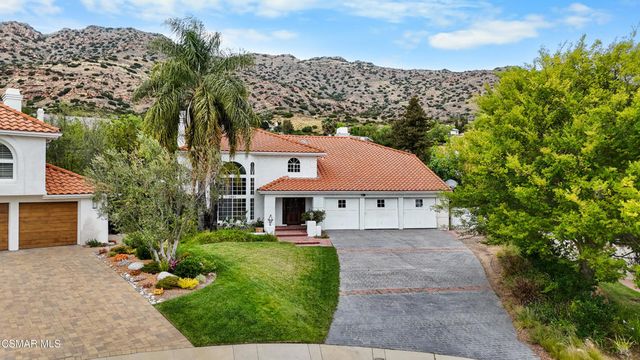 5045 Wagner Way, Oak Park, CA 91377