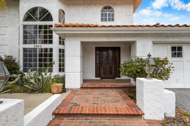 5045 Wagner Way, Oak Park, CA 91377
